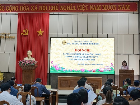 Cục Thống kê tỉnh Bình Định tổ chức Hội nghị tập huấn nghiệp vụ và công nghệ thông tin Điều tra dân số và nhà ở giữa kỳ năm 2024