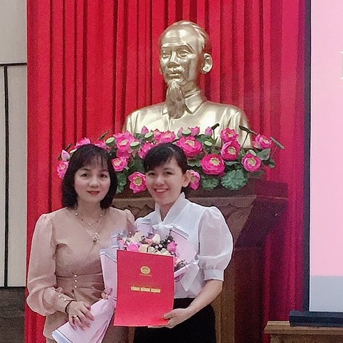 Lễ kết nạp đảng viên Mai Lê Xuân Quỳnh